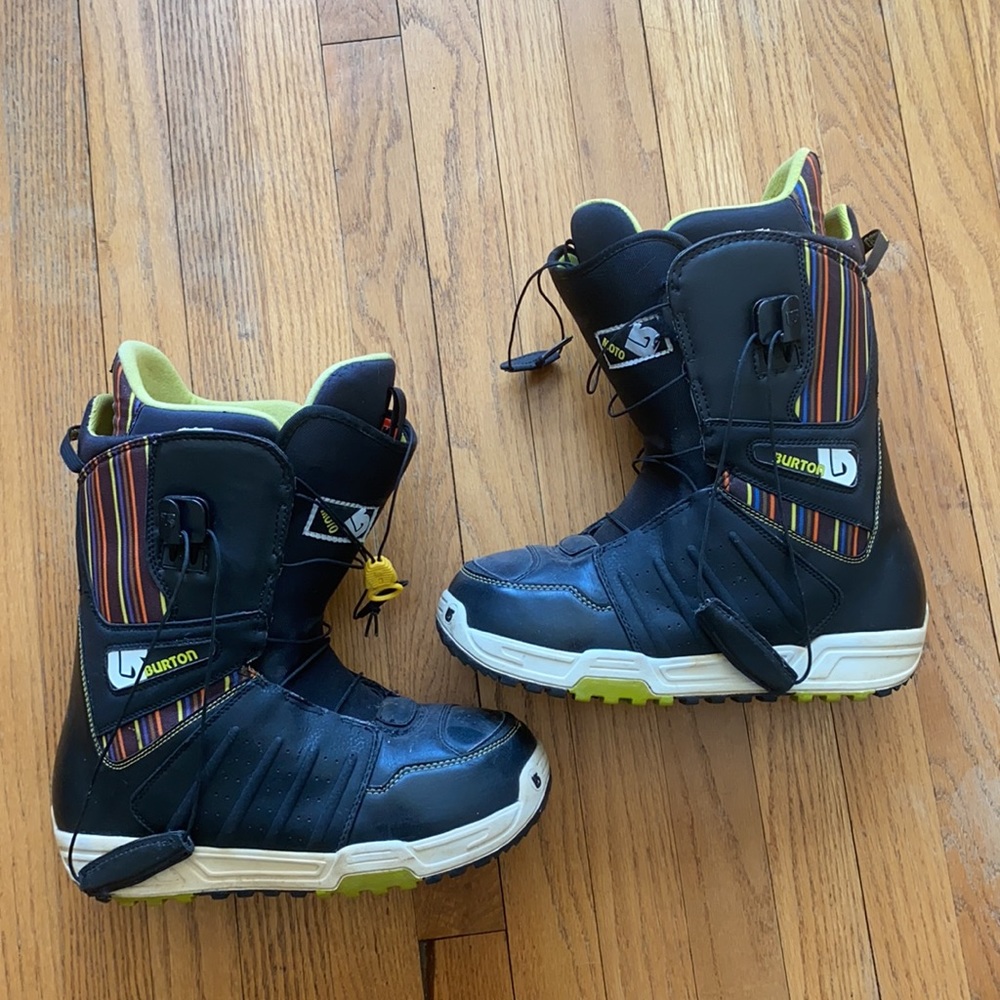 Burton Moto snowboard boots